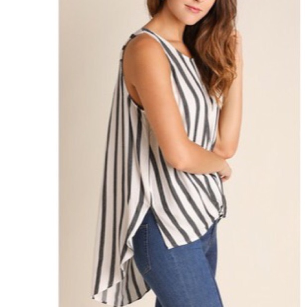 Black and white Hi Lo top